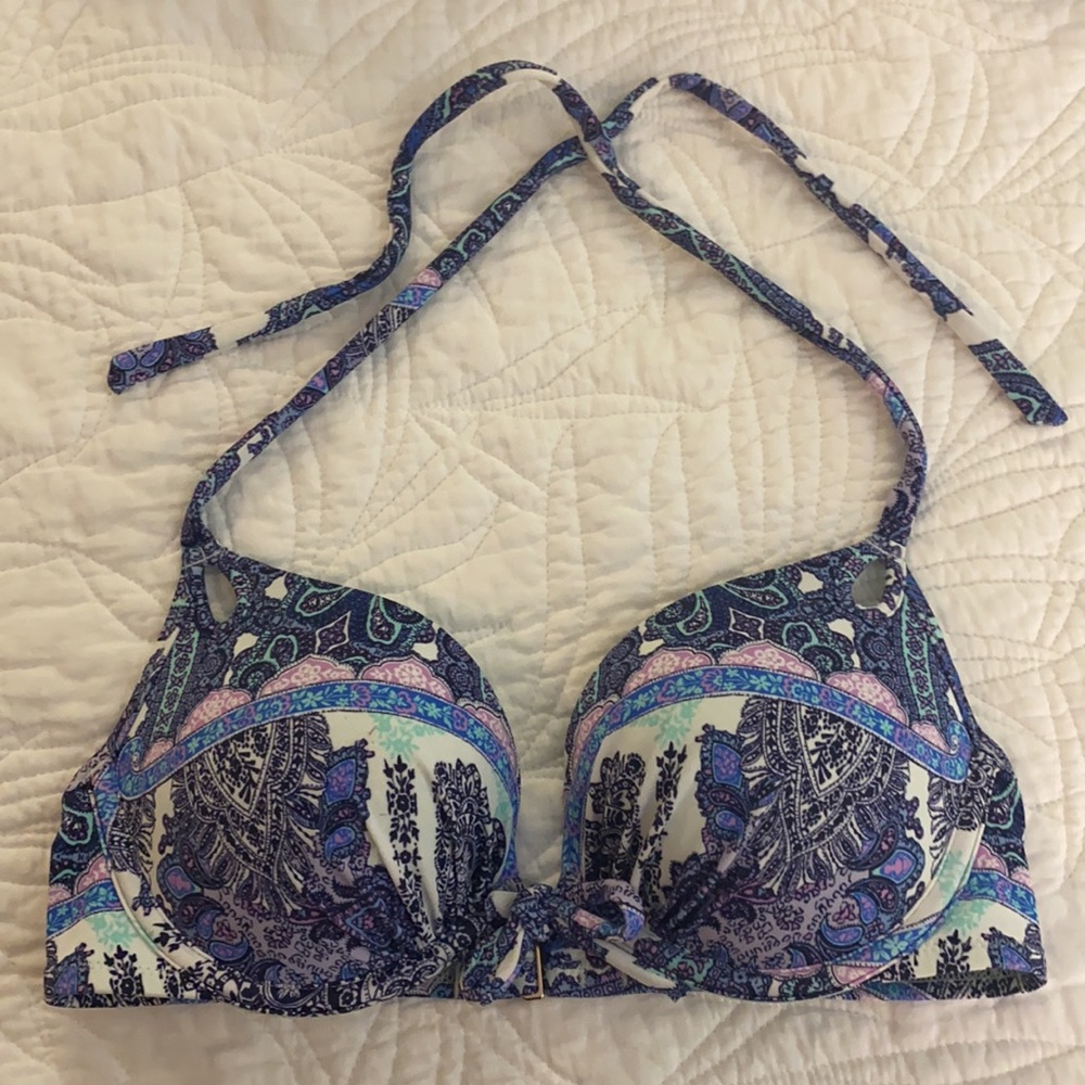 NWOT Swimsuit top VS Victoria’s Secret push-up 34C